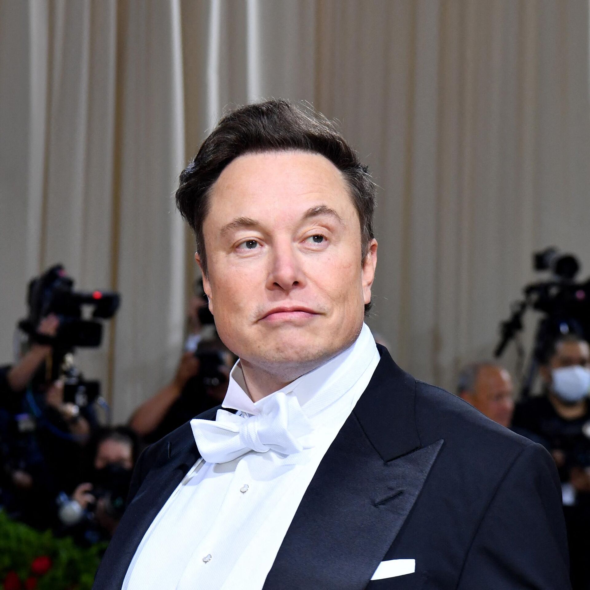 Elon Musk Loses World's Richest Title To Louis Vuitton Tycoon