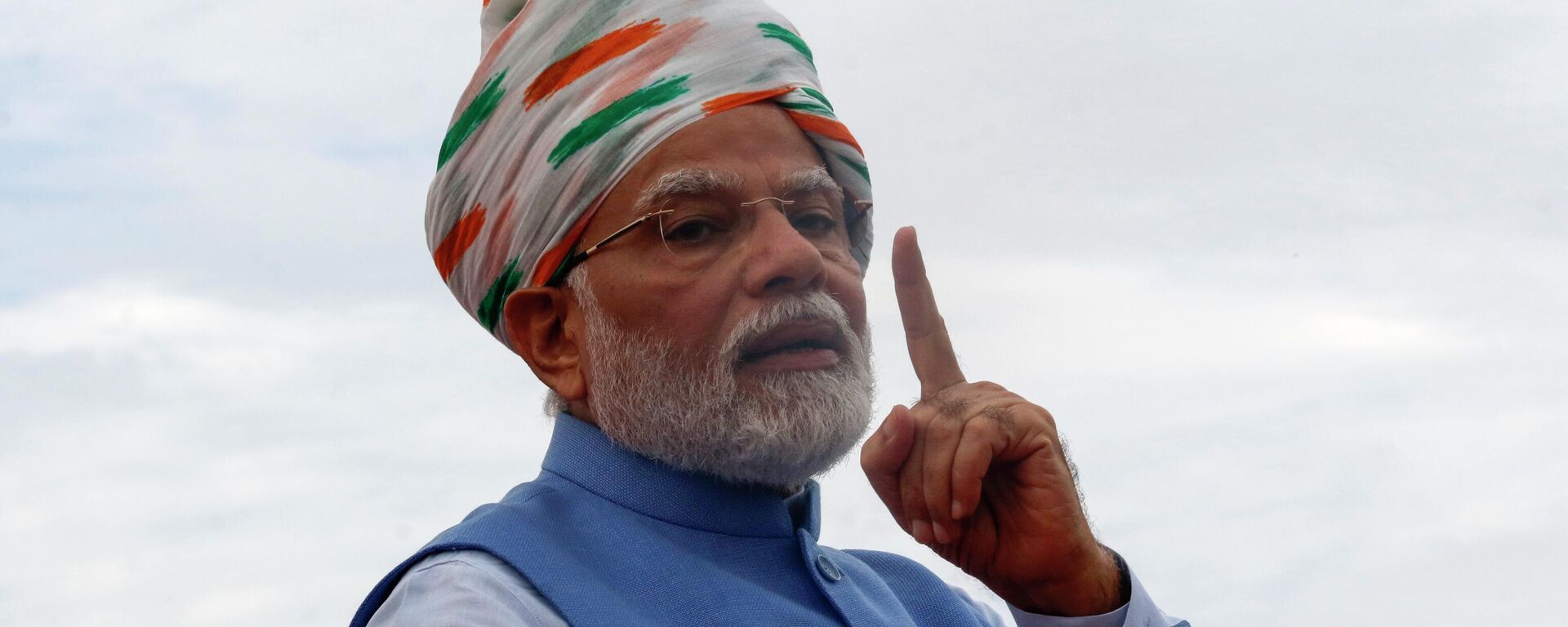 Indian Prime Minister Narendra Modi addresses the nation from 17th-century Mughal-era Red Fort on Independence Day in New Delhi, India, Monday, Aug.15, 2022. The country is marking the 75th anniversary of its independence from British rule. - Sputnik India, 1920, 09.01.2023