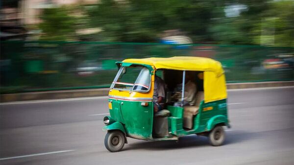 Auto rickshaw - Sputnik India