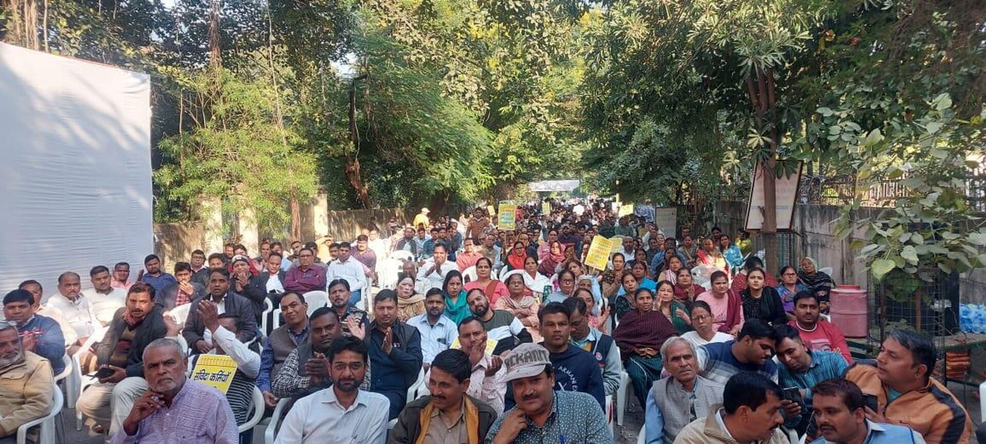 Employees of Electricity Companies Protesting against Privatization of State-Owned Power Companies - Sputnik India, 1920, 04.01.2023