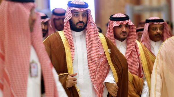 Saudi Defence Minister Mohammed bin Salman (2nd L), who is the desert kingdom's deputy crown prince and second-in-line to the throne, arrives at the closing session of the 4th Summit of Arab States and South American countries held in the Saudi capital Riyadh, on November 11, 2015 - Sputnik भारत
