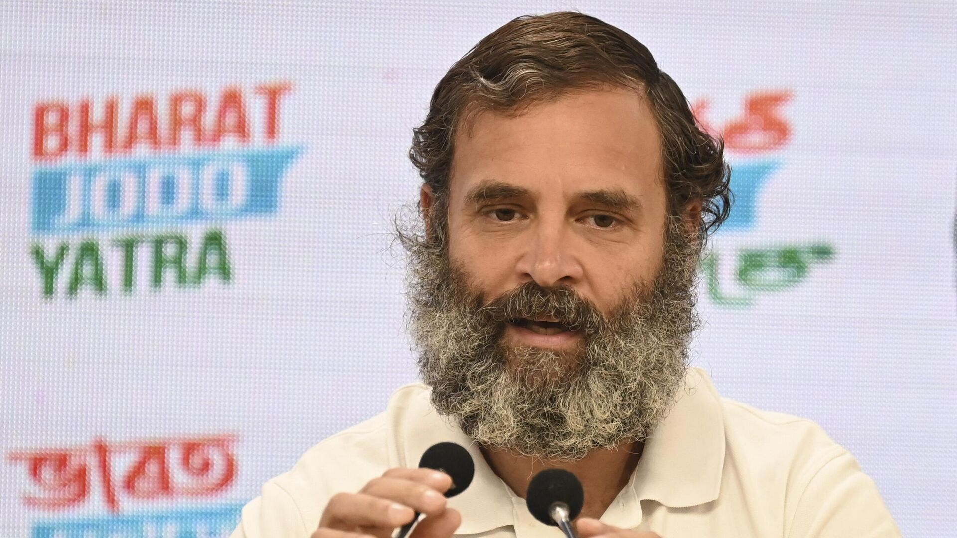 India's Congress party leader Rahul Gandhi speaks during a press conference in New Delhi on December 31, 2022. - Sputnik India, 1920, 08.02.2023