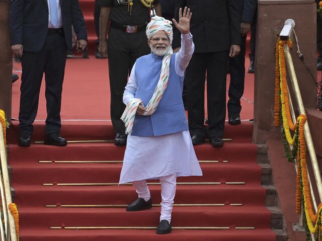 Narendra Modi, the Prime Minister of India: A Leader Who Is What He Wears -  The New York Times