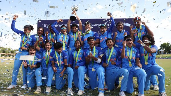 BCCI congratulates India Women's Under-19 team for T20 World Cup triumph - Sputnik भारत