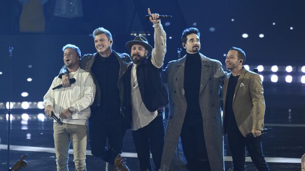 Backstreet Boys band greets the audience  - Sputnik India