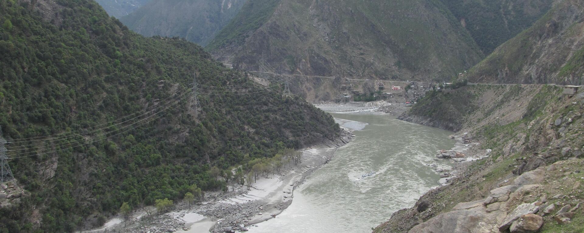  Indus river on Karakoram highway - Sputnik India, 1920, 24.02.2023