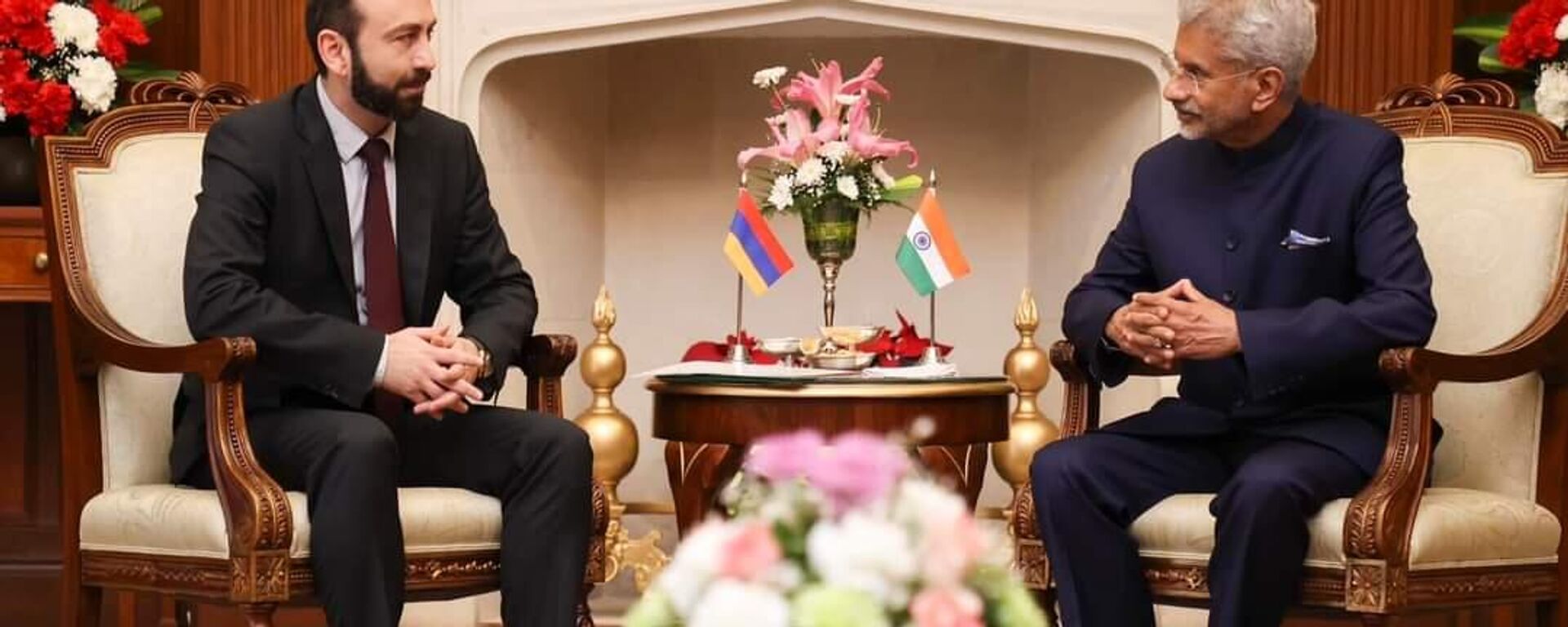 Armenian Foreign Minister Ararat Mirzoyan meets with India's Exernal Affairs S. Jaishankar in New Delhi - Sputnik India, 1920, 14.03.2023