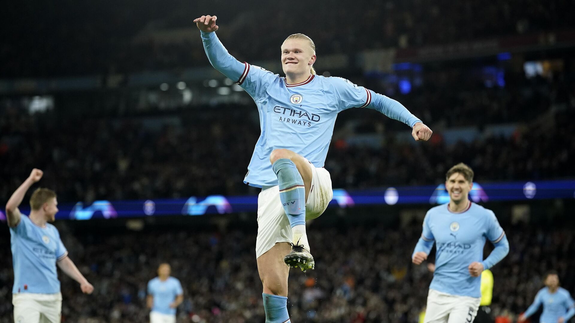 Manchester City's Erling Haaland celebrates after scoring his side's 5th goal during the Champions League round of 16 second leg soccer match between Manchester City and RB Leipzig at the Etihad stadium in Manchester, England, Tuesday, March 14, 2023. - Sputnik India, 1920, 15.03.2023