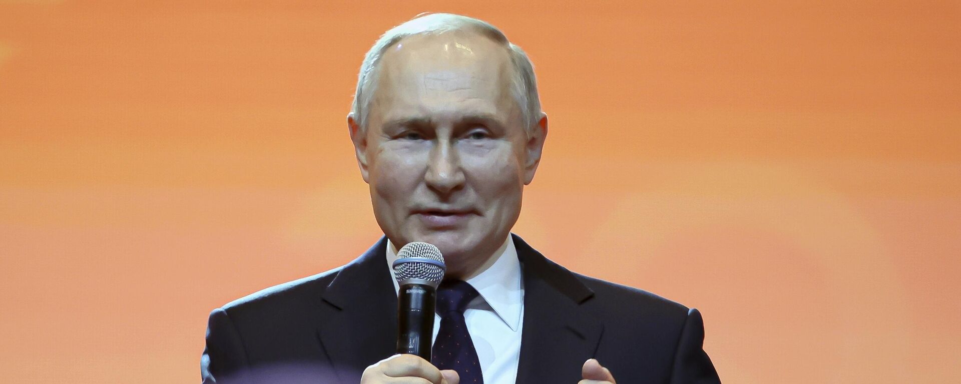 Russian President Vladimir Putin delivers a speech  - Sputnik India, 1920, 16.03.2023