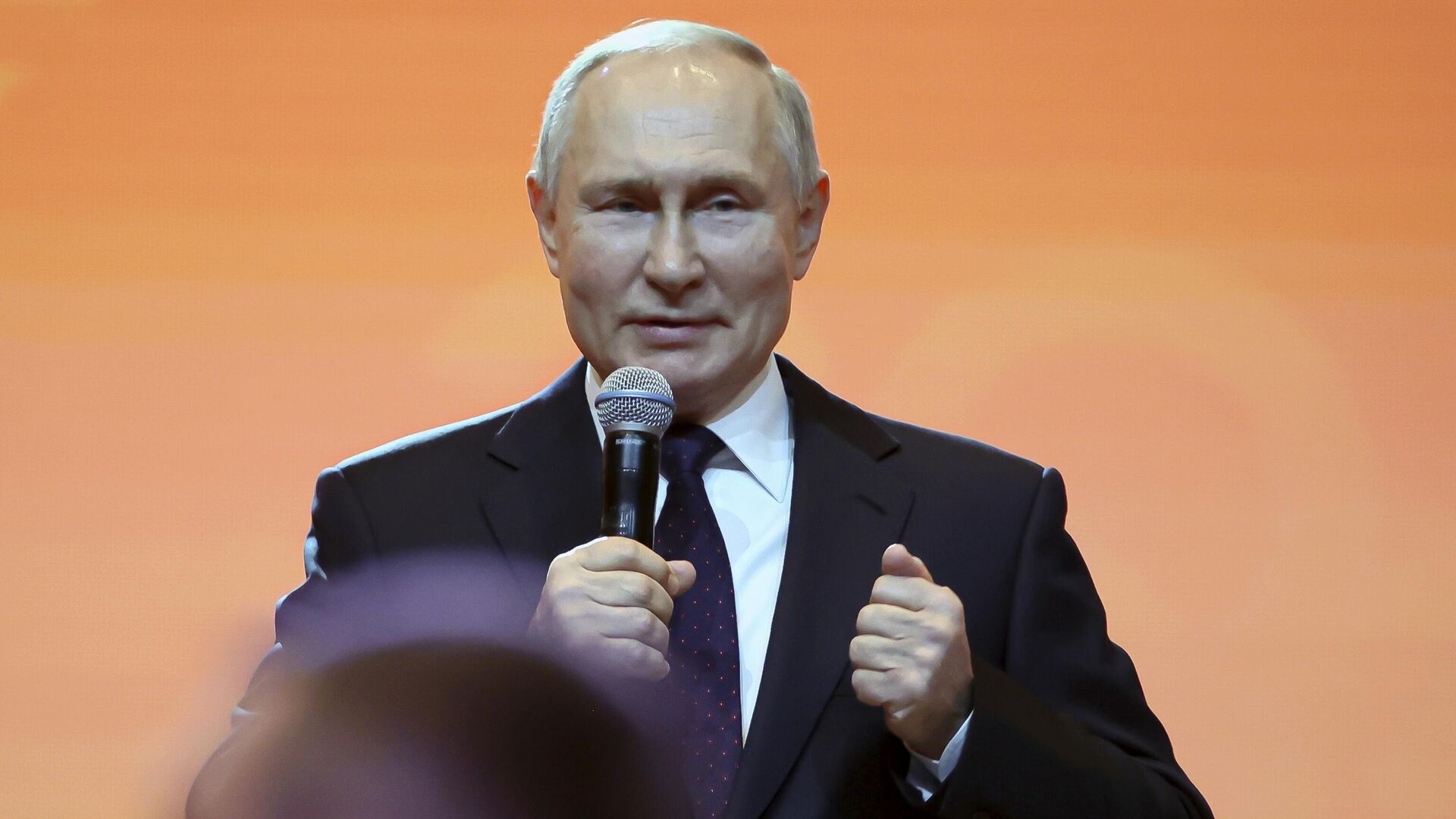Russian President Vladimir Putin delivers a speech  - Sputnik India, 1920, 16.03.2023