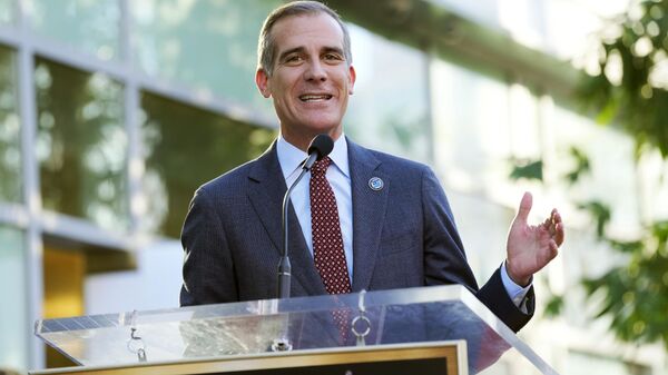 Los Angeles Mayor Eric Garcetti speaks during a ceremony to award Mexican actor/singer/radio personality Angelica Vale a star on the Hollywood Walk of Fame, Thursday, Nov. 10, 2022, in Los Angeles. - Sputnik India