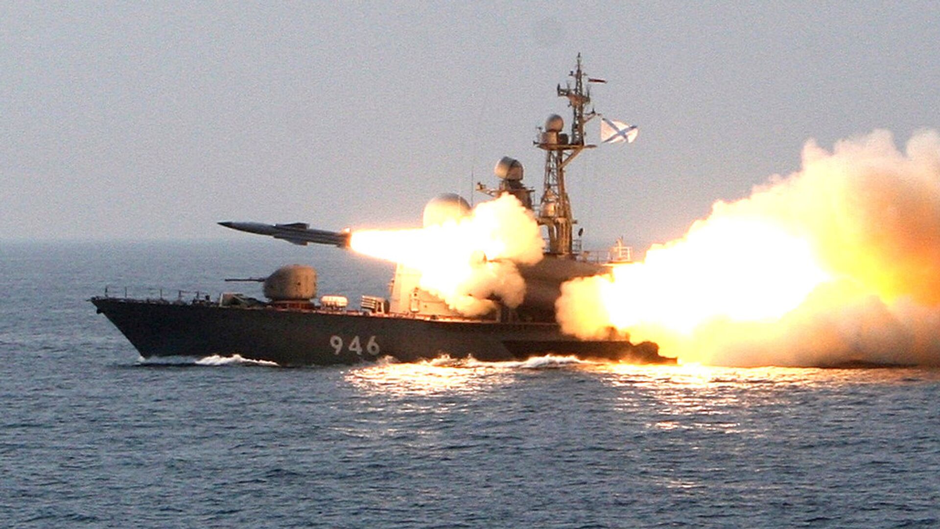 A Moskit supersonic anti-ship missile is launched from a missile boat during a training exercise for guard missile boats and artillery exercises held in the Sea of Japan. - Sputnik India, 1920, 28.03.2023