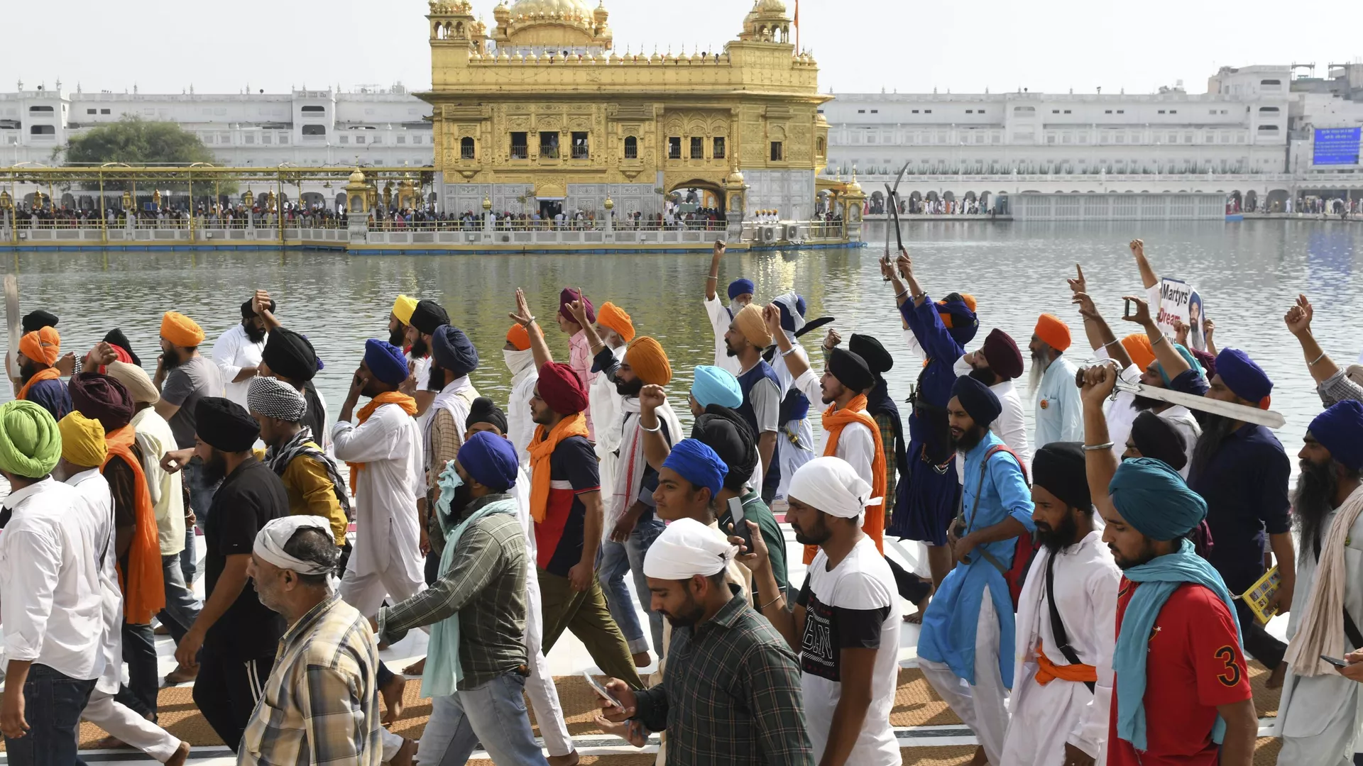 Activists of Sikh organisations 