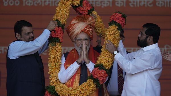 A garland presented to Indian Prime Minister Narendra Modi  - Sputnik भारत