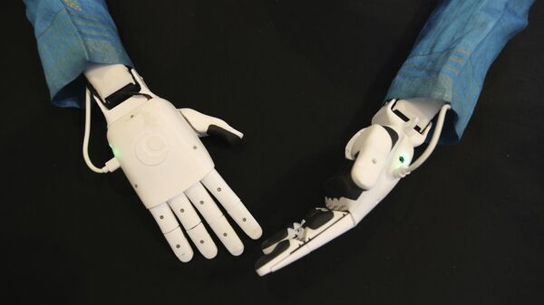 The robotic hands of Vyommitra, a half-humanoid developed by Indian Space Research Organization (ISRO), is seen on display at the 'Human Spaceflight and Exploration' symposium in Bangalore, India, Thursday, Jan. 23, 2020. - Sputnik India