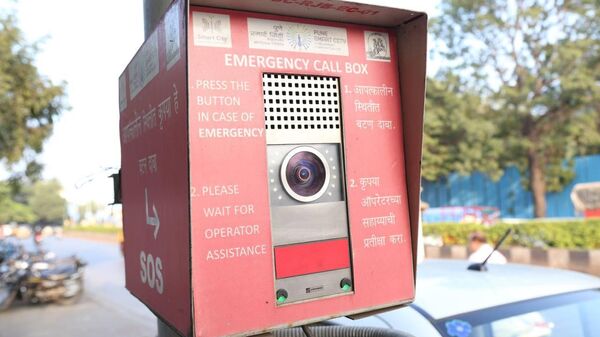 An Emergency Call Box in Pune City - Sputnik India