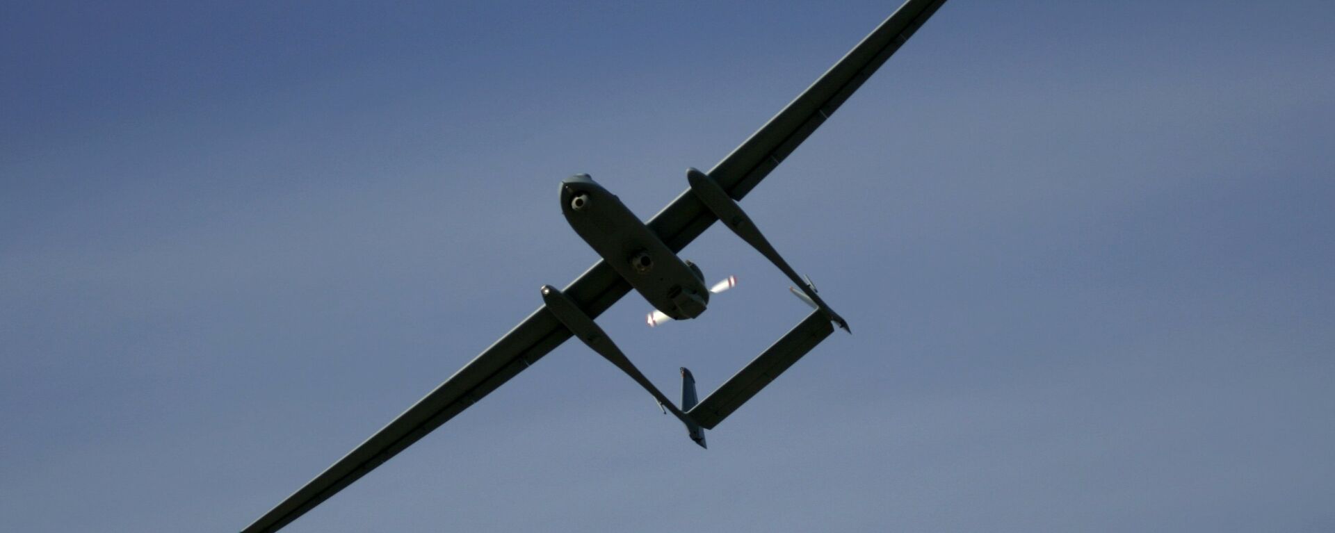 FILE - In this March 7, 2007, file photo, the Israeli army Heron TP drone, also known locally as the Eitan, flies during a display at the Palmahim Air Force Base in Palmahim, Israel - Sputnik India, 1920, 10.12.2023