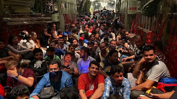 Two IAF C-130 J aircraft evacuate personnel from Port Sudan - Sputnik भारत