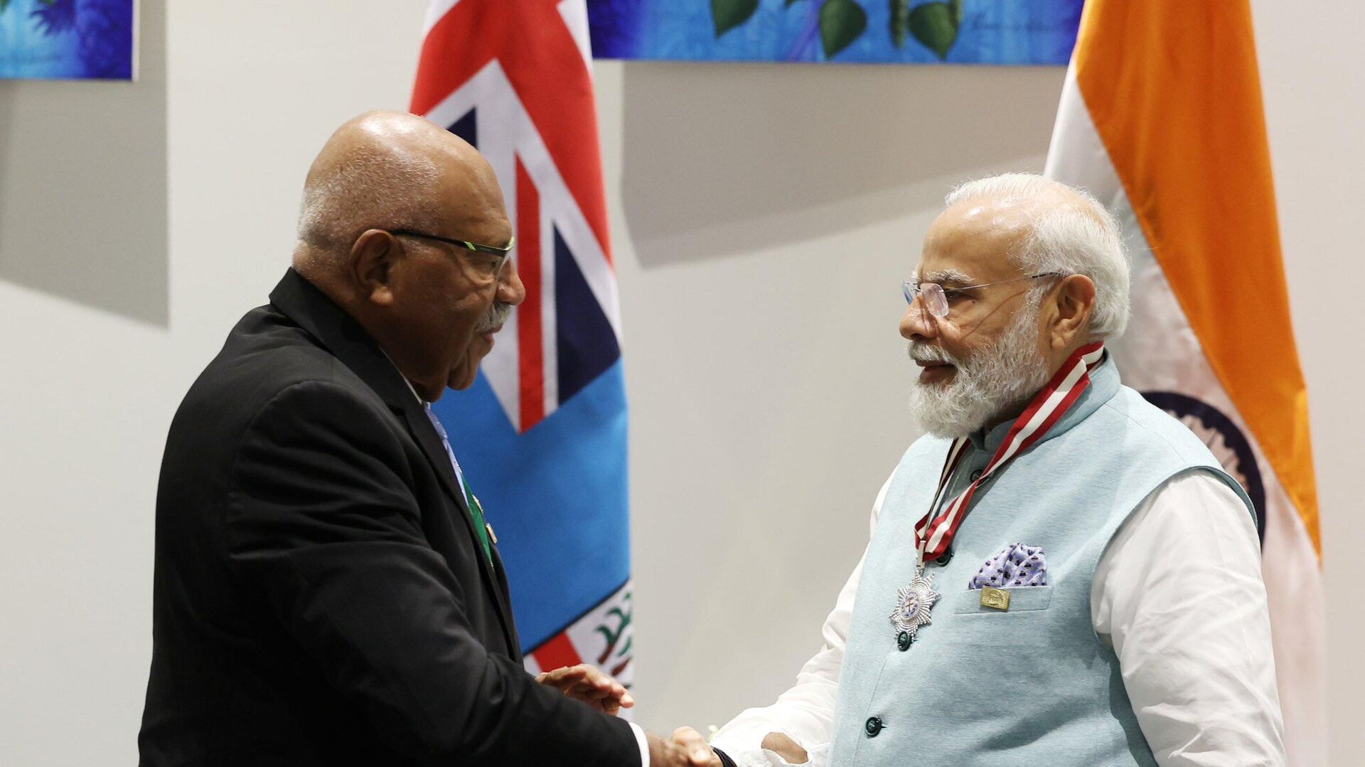 Indian PM Narendra Modi honored with Fiji's highest award   - Sputnik India, 1920, 22.05.2023