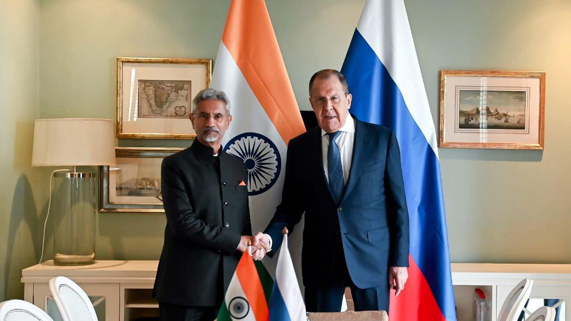 Russian FM Sergey Lavrov and India's EAM S. Jaishankar - Sputnik भारत, 1920, 26.12.2023