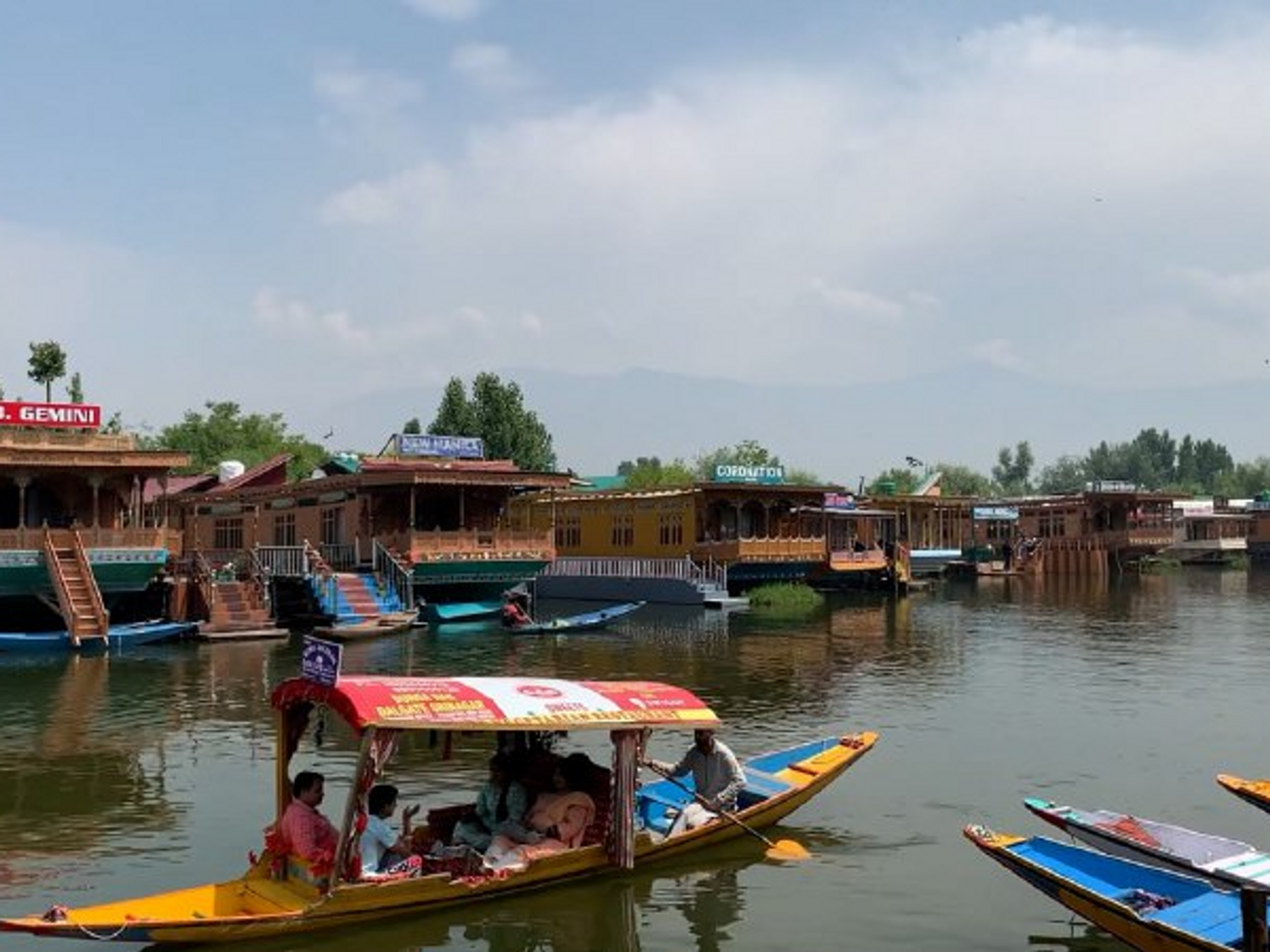 Dal Lake Srinagar Images - Free Download on Freepik