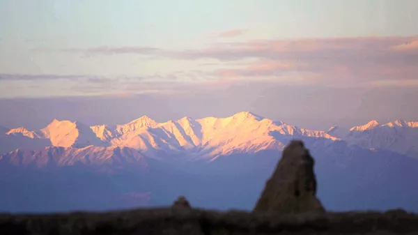 The sun sets over Hindu Kush range  - Sputnik भारत