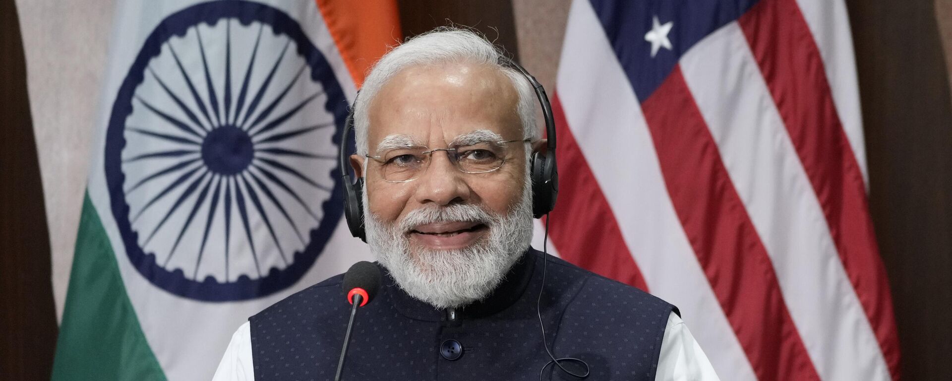 India's Prime Minister Narendra Modi visits the National Science Foundation in Alexandria, Va., Wednesday June, 21, 2023, with first lady Jill Biden. - Sputnik India, 1920, 22.06.2023