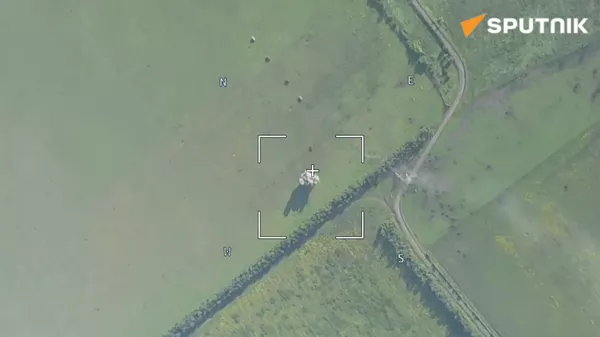 Russian Pacific Fleet military marines hit a column of Ukrainian military equipment consisting of foreign military vehicles - Sputnik भारत