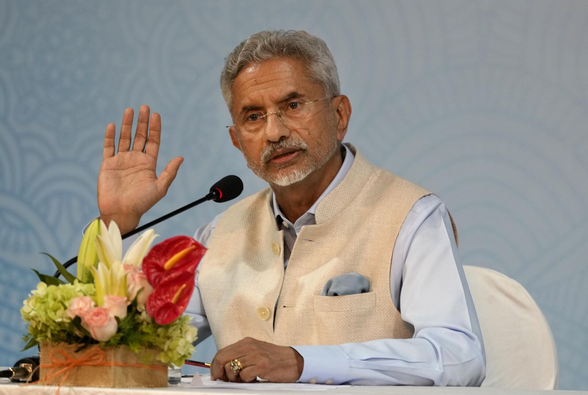 Indian Foreign Minister S. Jaishankar addresses a press conference at the end of the Shanghai Cooperation Organization (SCO) council of foreign ministers' meeting, in Goa, India, Friday, May 5, 2023. - Sputnik India, 1920, 27.08.2023