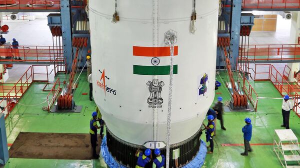The encapsulated assembly containing Chandrayaan-3 is mated with LVM3. - Sputnik India