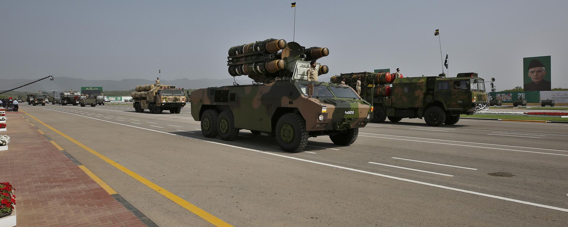 Pakistani-made missiles loaded on a trailers roll down during a military parade to mark Pakistan National Day in Islamabad, Pakistan, Wednesday, March 23, 2022. - Sputnik India, 1920, 06.07.2023