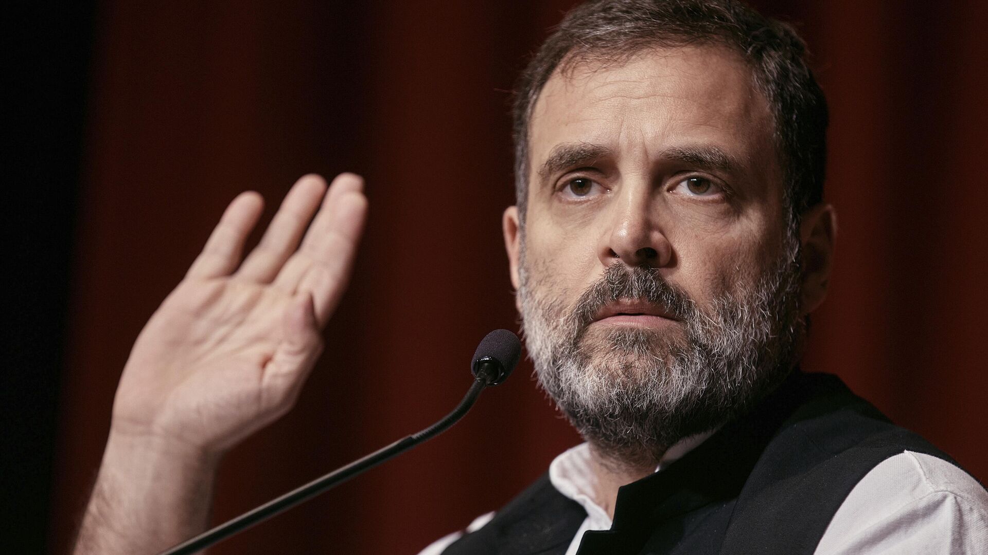 Indian politician Rahul Gandhi speaks at the Javits Center, Sunday, June 4, 2023, in New York.  - Sputnik India, 1920, 07.07.2023