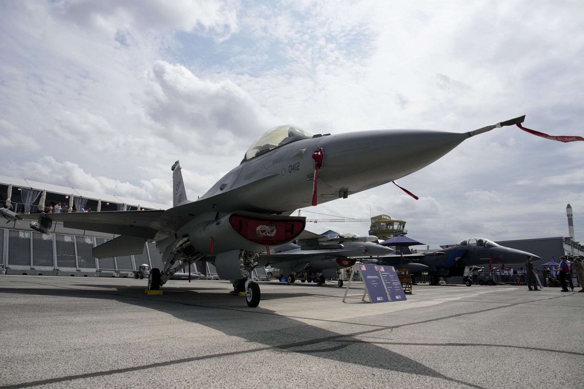 U.S. Air Force F-16 fighter jet is displayed at the Paris Air Show in Le Bourget, north of Paris, France, Tuesday, June 20, 2023. - Sputnik India, 1920, 29.11.2023