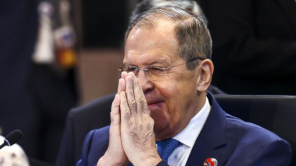 Russian Foreign Minister Sergey Lavrov gestures as he attends the ASEAN Post Ministerial Conference with Russia at the Association of Southeast Asian Nations (ASEAN) Foreign Minister's Meeting in Jakarta, Indonesia - Sputnik भारत