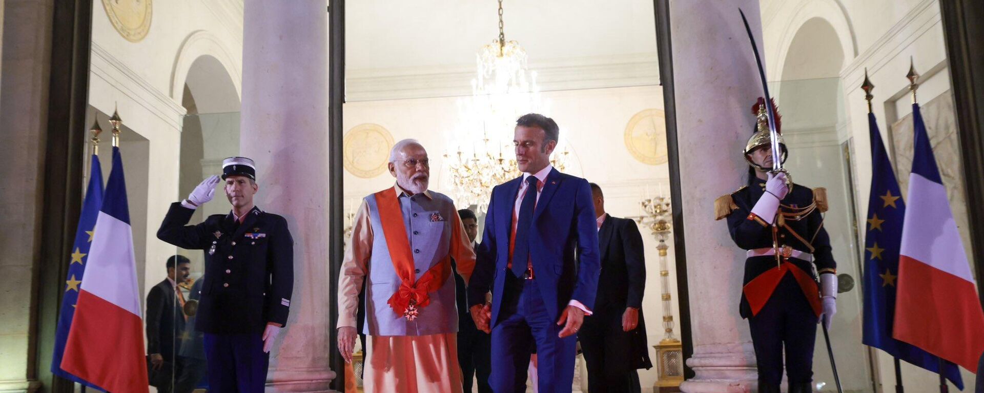 Modi and Macron - Sputnik India, 1920, 15.07.2023