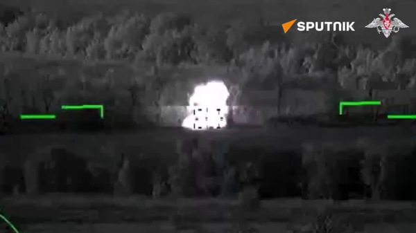 Russian Ka-52 helicopter crew unleashed a surgical strike and obliterated a Ukrainian armored vehicle - Sputnik भारत