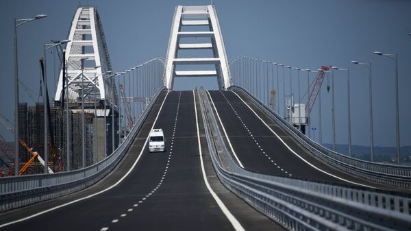 Crimean bridge opens for automobile transport - Sputnik भारत