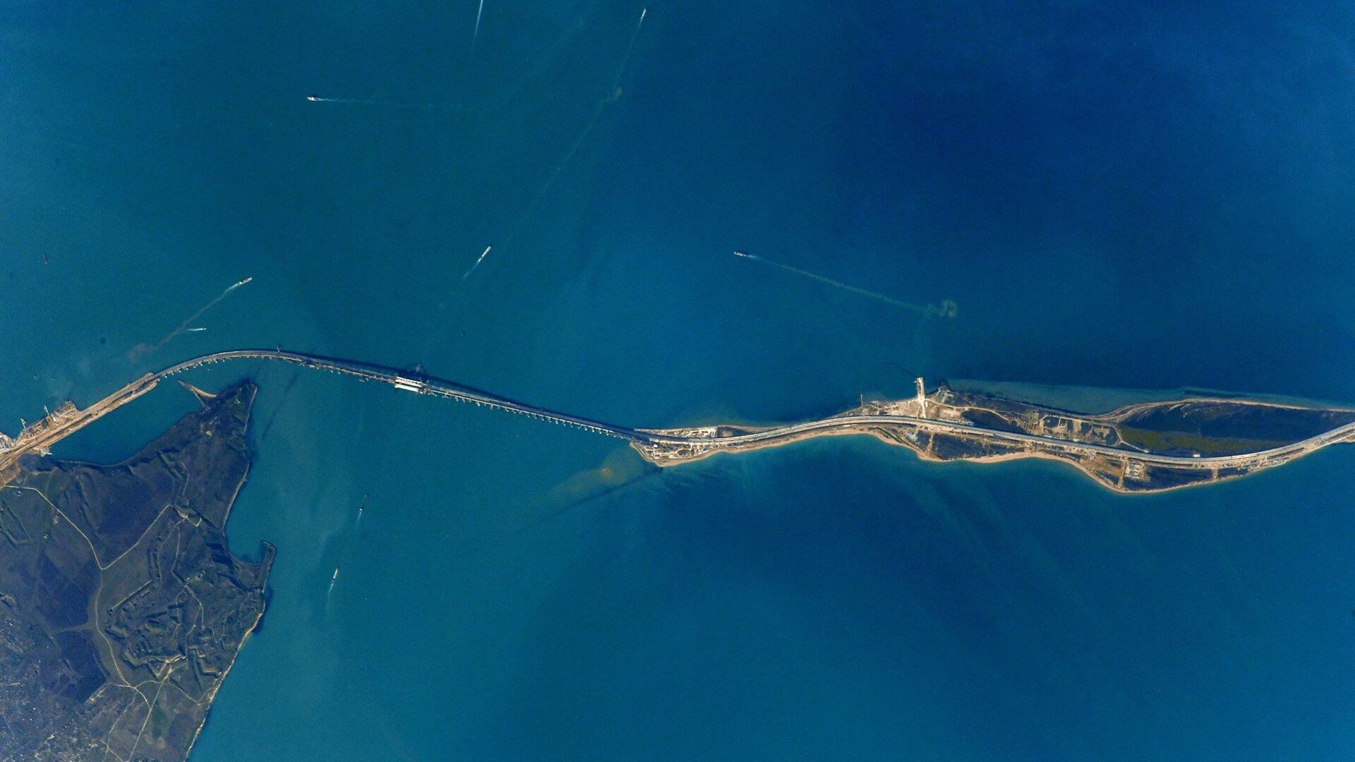 Kerch Strait, Crimea Bridge - Sputnik भारत, 1920, 10.09.2023