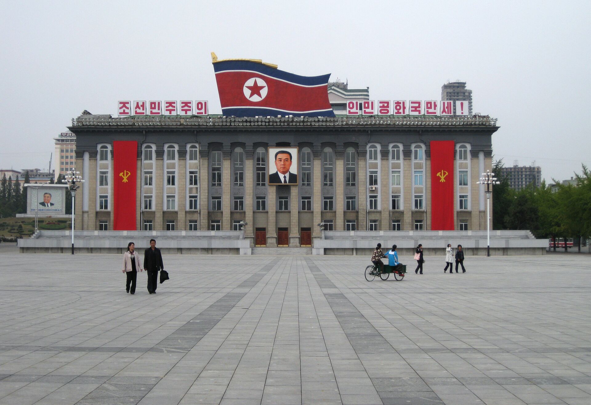 The Central Square, named after Korea's found Kim Il Seng, in Pyongyang. File photo - Sputnik भारत, 1920, 20.07.2023