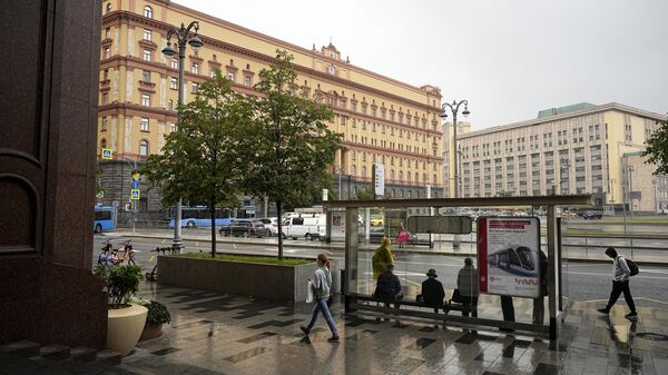 A view of Lubyanskaya Square with the historical the Federal Security Service (FSB, Soviet KGB successor) building, left, in Moscow, Russia, Wednesday, July 12, 2023. - Sputnik भारत