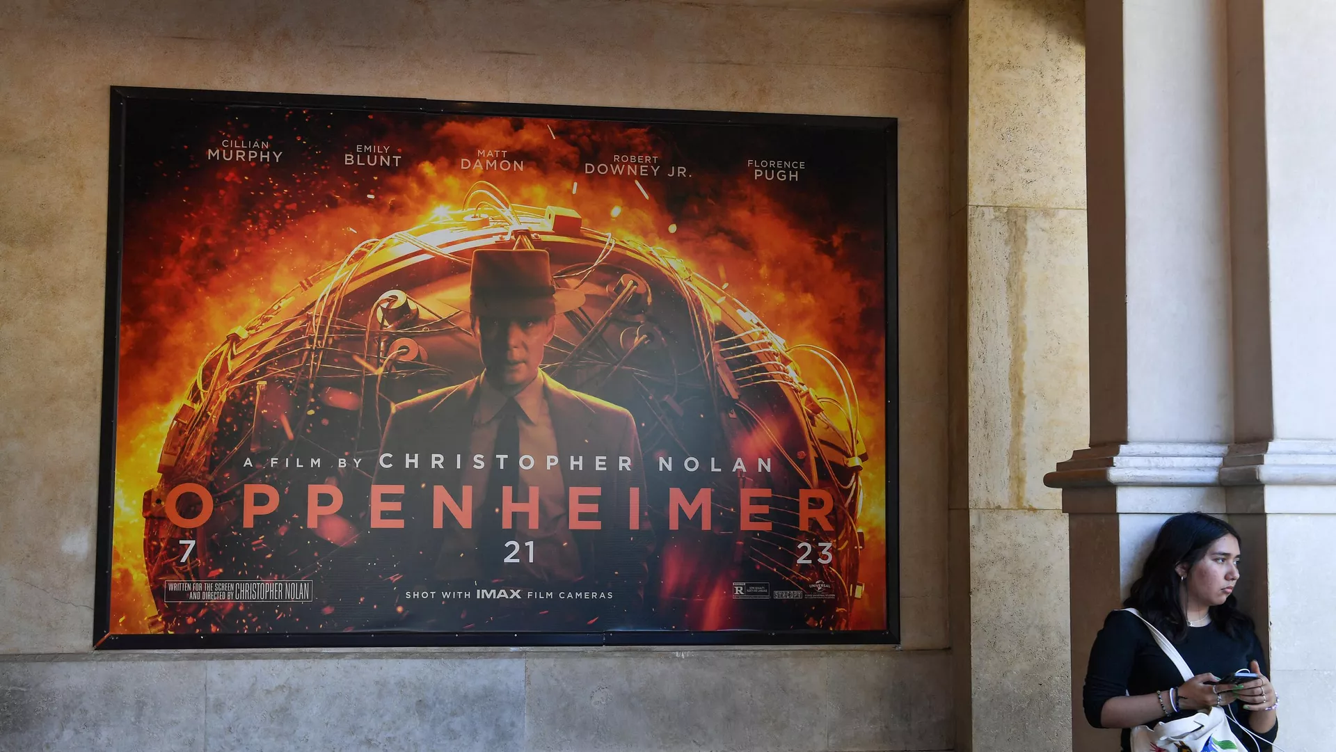 Grove's Theater marquee announcing the opening of Oppenheimer movie is pictured in Los Angeles California Grove's Theater marquee announcing the opening of Oppenheimer movie is pictured in Los Angeles California - Sputnik India, 1920, 29.07.2023