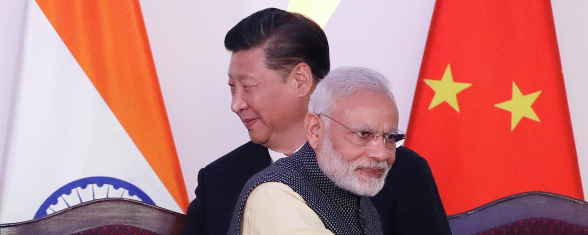 FILE- Indian Prime Minister Narendra Modi, front and Chinese President Xi Jinping  - Sputnik India, 1920, 08.08.2023