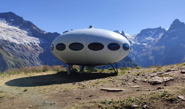 A mini-hotel in Russia's Dagestan that looks a like a flying saucer - Sputnik India