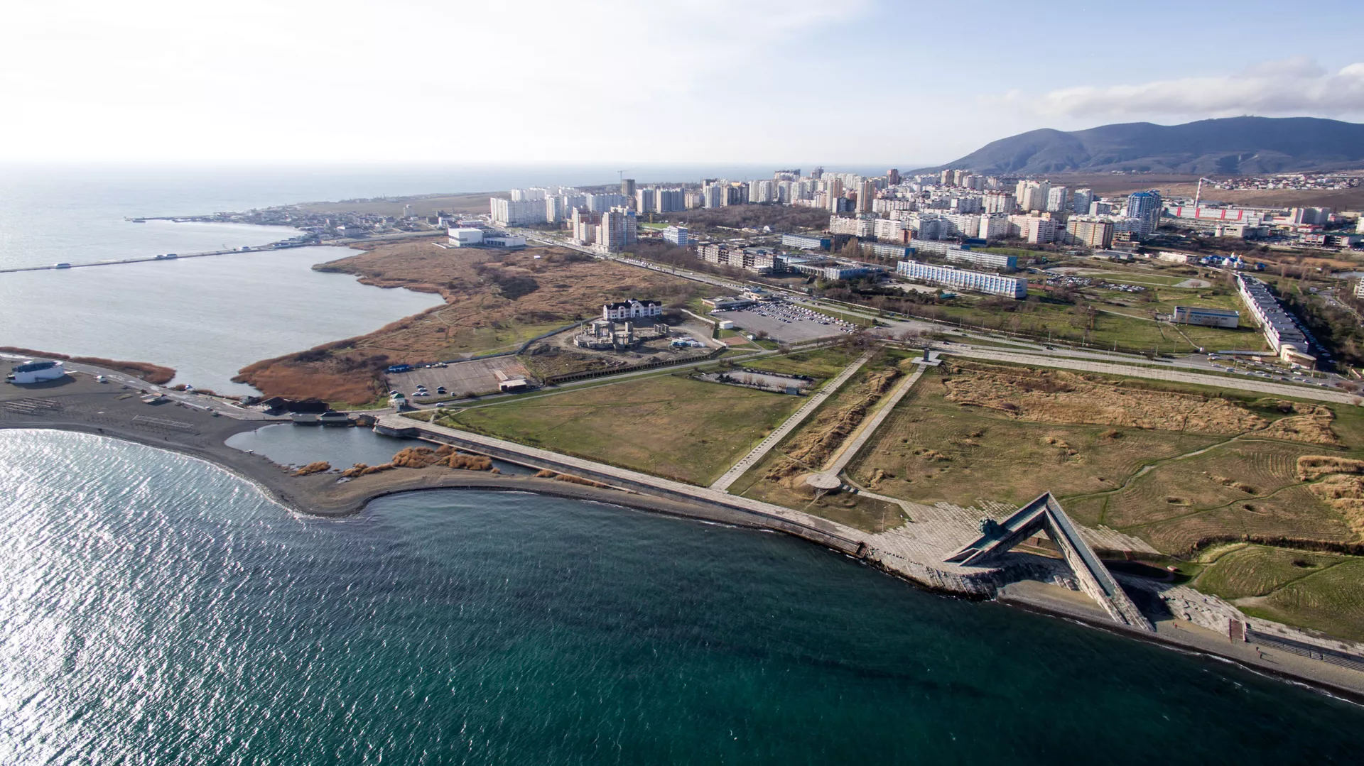 View of the Russian Black Sea port city of Novorossiysk. File photo.