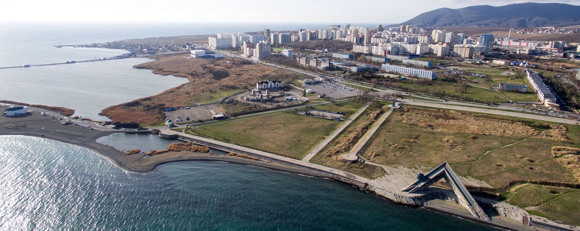 View of the Russian Black Sea port city of Novorossiysk. File photo. - Sputnik भारत, 1920, 04.08.2023