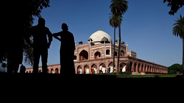 This picture taken on April 5, 2023 shows a general view of the Mughal monument Humayun's Tomb, in New Delhi.  - Sputnik India