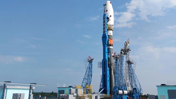 Soyuz rocket carrying Luna-25 lunar research station erected at the Vostochny Cosmodrome in the Russian Far East. - Sputnik भारत