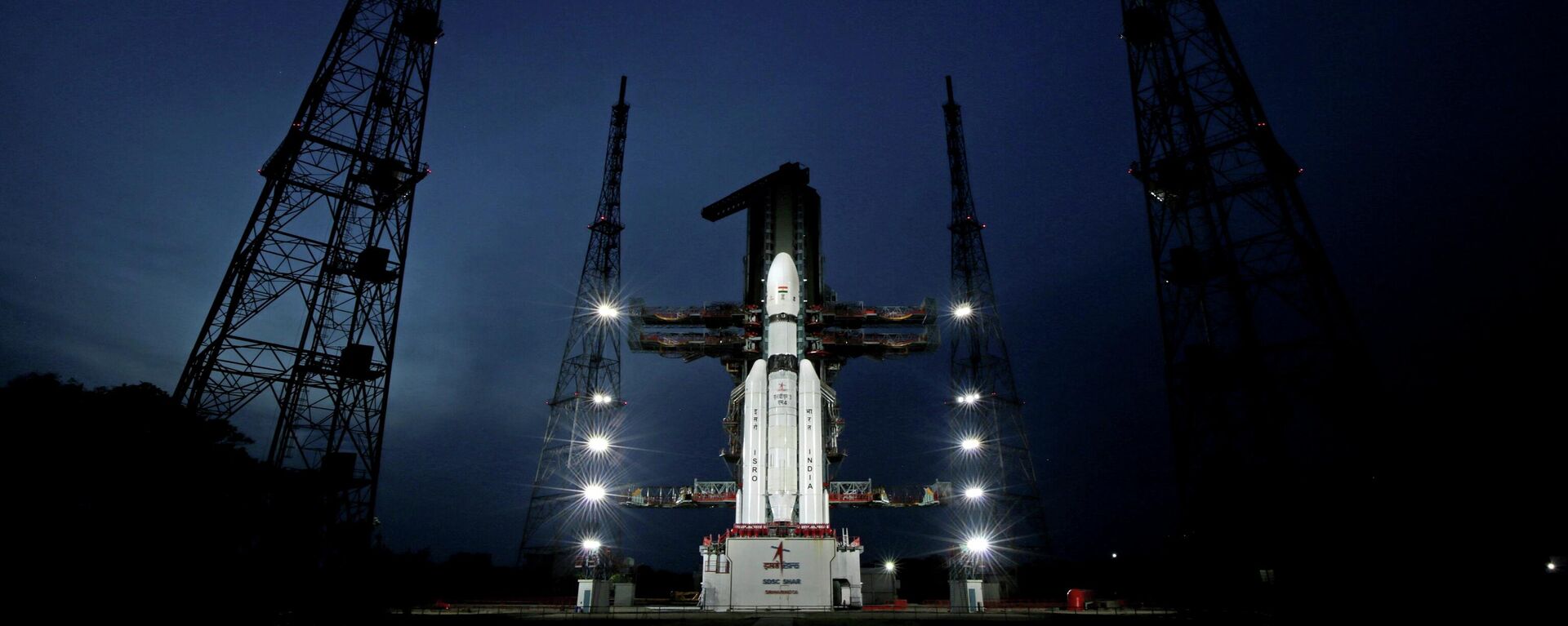 In this photo released by the Indian Space Research Organisation (ISRO), Indian spacecraft Chandrayaan-3, the word for “moon craft” in Sanskrit, stands in preparation for its launch in Sriharikota, India. - Sputnik भारत, 1920, 04.04.2024