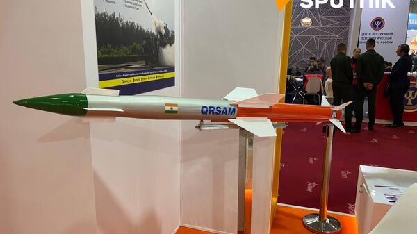 India Showcases QRSAM Anti-Aircraft Missile System at the exhibition at Army-2023 Expo - Sputnik भारत