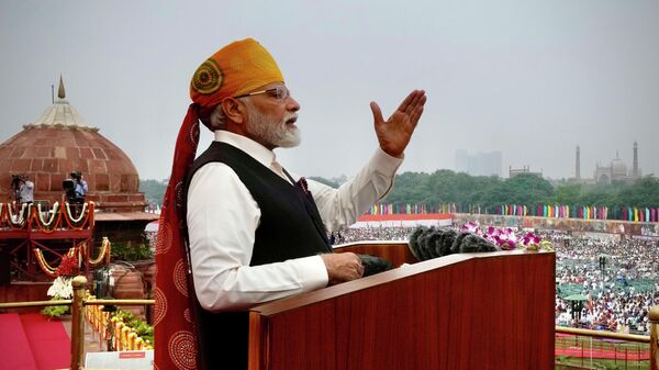 Indian Prime Minister Narendra Modi speaks from the ramparts of the Red Fort monument on Independence Day in New Delhi, India, Tuesday, Aug.15, 2023. - Sputnik भारत